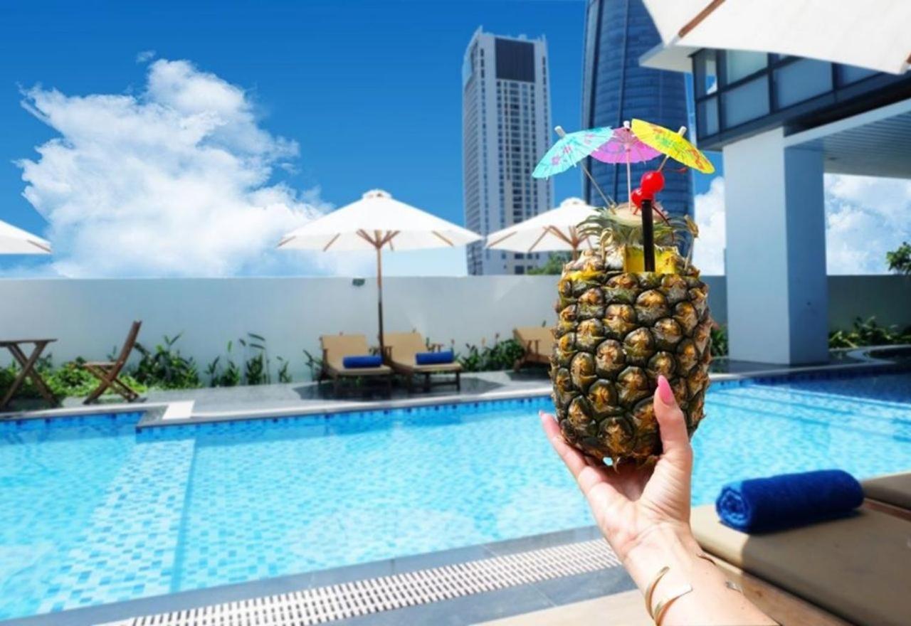 Da Nang Han River Hotel Buitenkant foto