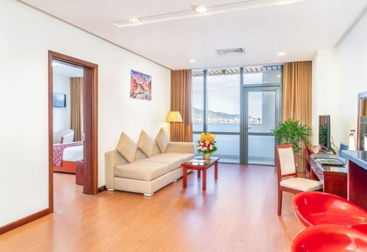 Da Nang Han River Hotel Buitenkant foto