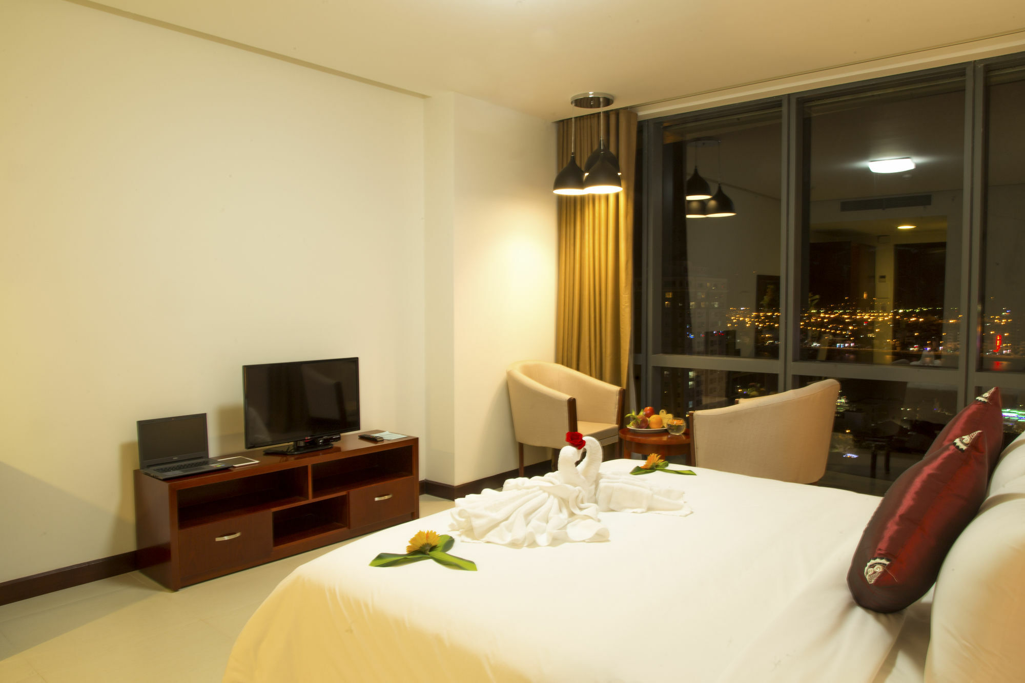 Da Nang Han River Hotel Buitenkant foto