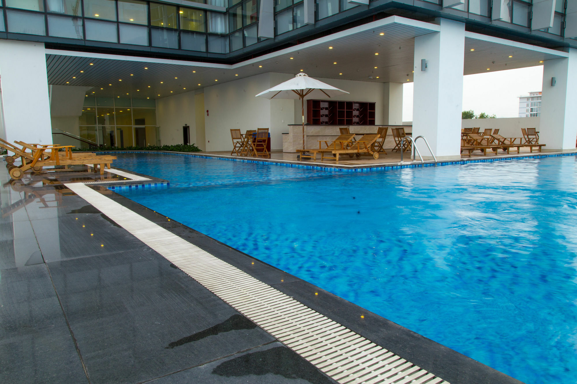 Da Nang Han River Hotel Buitenkant foto