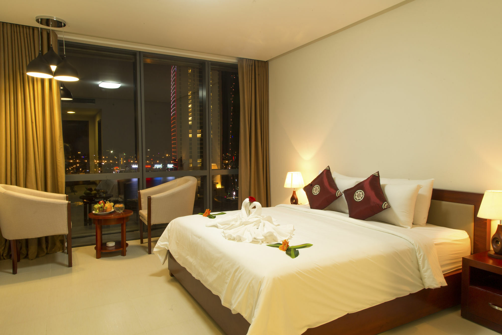 Da Nang Han River Hotel Buitenkant foto