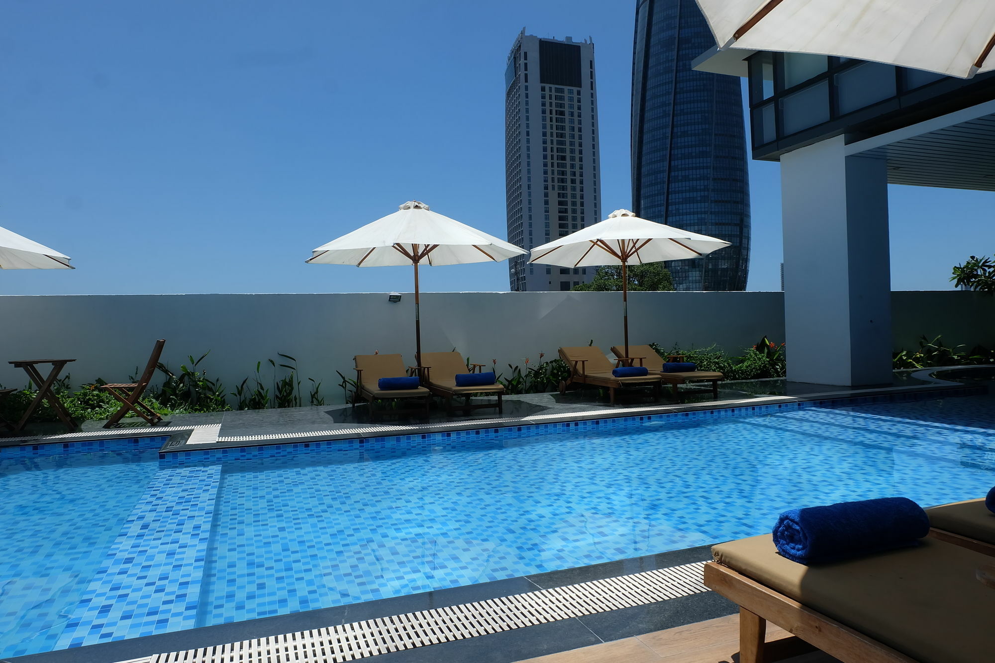 Da Nang Han River Hotel Buitenkant foto